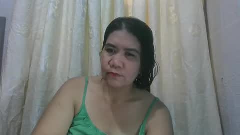 Snapshot of d84real chatting on 10-21-25, 03:40 Virg online show from 10-21-25, 03:40