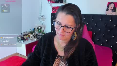 Mia  online show from 03-05-25, 07:38