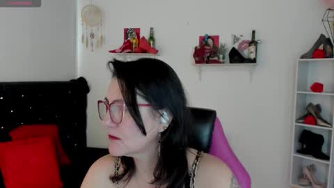 Mia  online show from 09-20-25, 11:22