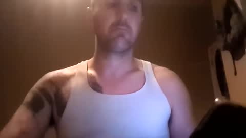 Snapshot of da_man411212 chatting on 02-06-26, 11:57 da_man411212 online show from 02-06-26, 11:57