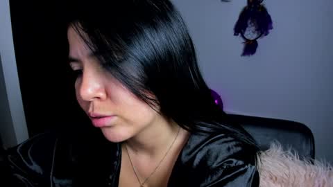 Snapshot of daahanna_ chatting on 01-22-25, 07:46 Ailyn online show from 01-22-25, 07:46