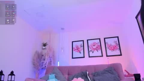 Snapshot of daaniela_moon chatting on 07-11-26, 12:08 Daniela online show from 07-11-26, 12:08