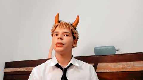 Snapshot of daark_eros chatting on 10-28-25, 01:09 Dark Eros online show from 10-28-25, 01:09