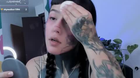 Snapshot of daarlene chatting on 03-09-25, 09:57 Darlene online show from 03-09-25, 09:57