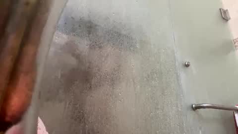 Snapshot of dabeibe chatting on 01-08-26, 05:43 Jewbb online show from 01-08-26, 05:43