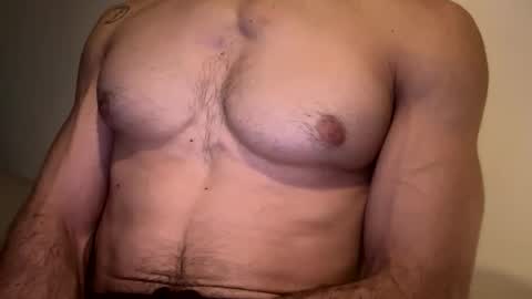 Snapshot of dabeibe chatting on 01-11-26, 01:43 Jewbb online show from 01-11-26, 01:43