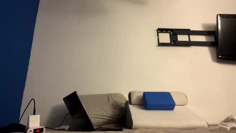 Snapshot of dabeibe chatting on 02-17-26, 04:53 Jewbb online show from 02-17-26, 04:53