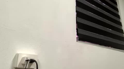 Snapshot of dabeibe chatting on 02-25-26, 01:26 Jewbb online show from 02-25-26, 01:26