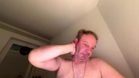 dachdecker7269 online show from 02-02-26, 03:38