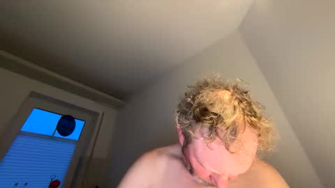 dachdecker7269 online show from 03-14-26, 05:35