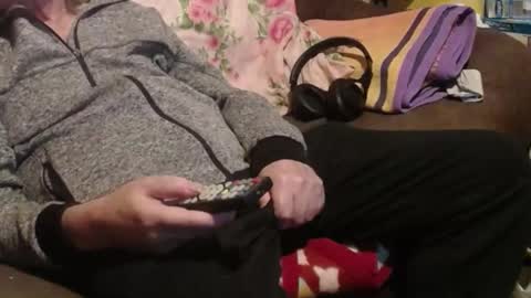 Helmut online show from 01-14-25, 05:34