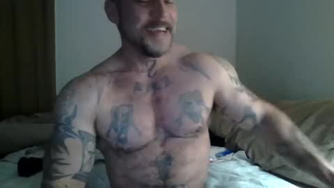 Snapshot of daddy640295 chatting on 06-14-26, 02:57 daddy640295 online show from 06-14-26, 02:57