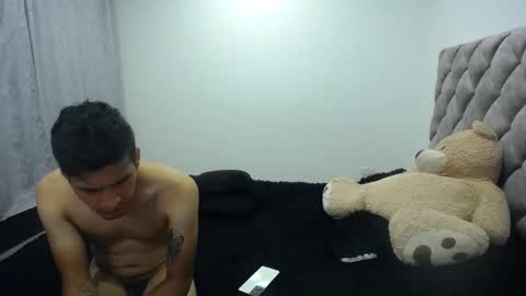 Snapshot of daddy_baby_horny chatting on 03-11-25, 02:10 Antonella online show from 03-11-25, 02:10