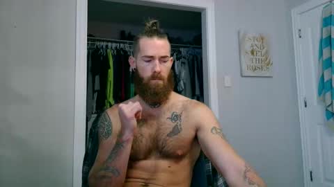Snapshot of daddyafterdark1 chatting on 05-14-26, 11:28 daddyafterdark1 online show from 05-14-26, 11:28