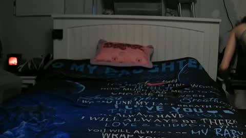 Snapshot of daddyandprincessss chatting on 10-09-25, 09:13 DaddyandPrincess online show from 10-09-25, 09:13