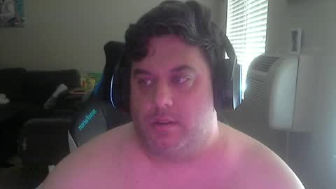 Snapshot of daddybody4u chatting on 04-02-26, 05:43 daddybody4u online show from 04-02-26, 05:43
