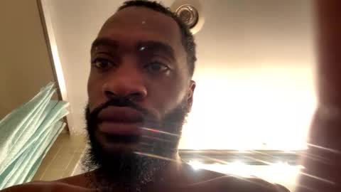 Snapshot of daddyd490256 chatting on 09-28-25, 06:35 DaddyD online show from 09-28-25, 06:35