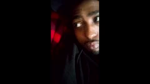 Snapshot of daddydizznick10 chatting on 04-12-26, 05:40 daddydizznick10 online show from 04-12-26, 05:40