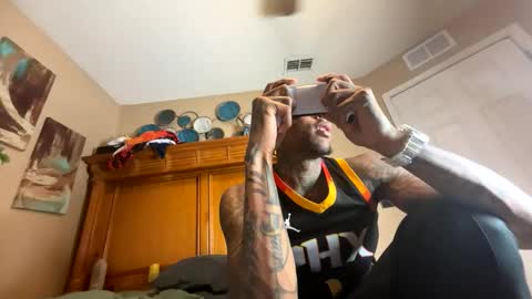 sexy tatted king bbc online show from 11-12-25, 08:30