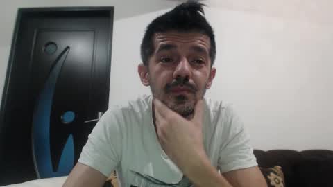 daddynextdoor86 online show from 12-02-25, 05:57