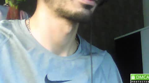 Snapshot of daddyselim chatting on 05-30-26, 08:28 the alpha online show from 05-30-26, 08:28