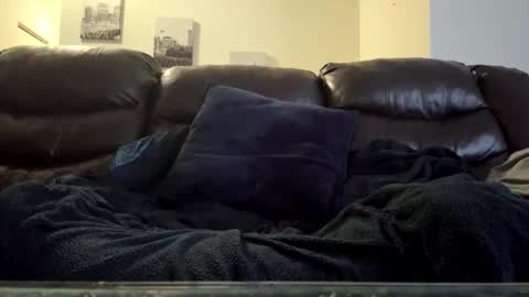 Snapshot of daddyshome00669 chatting on 12-22-25, 02:36 Tonystark online show from 12-22-25, 02:36