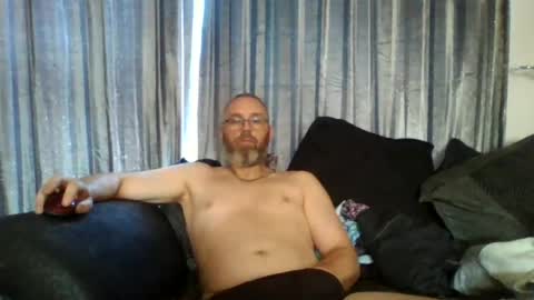 Snapshot of daddyshome2025 chatting on 07-12-26, 08:49 daddyshome2025 online show from 07-12-26, 08:49