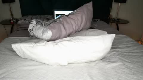 Snapshot of daddyslittleebony chatting on 07-12-26, 06:54 daddyslittleebony online show from 07-12-26, 06:54