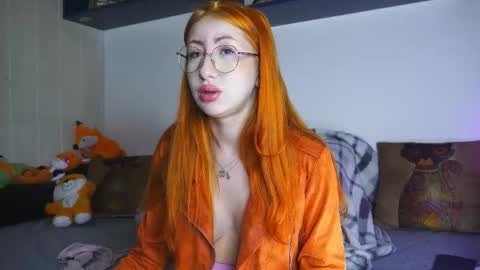 Snapshot of daddyslittleslutfox chatting on 03-05-26, 09:05 daddyslittleslutfox online show from 03-05-26, 09:05