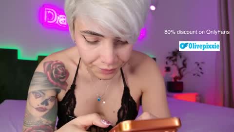 Snapshot of daddyspixxie chatting on 04-22-26, 04:19 daddyspixxie online show from 04-22-26, 04:19