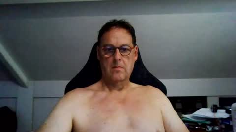 Snapshot of daddyspoenk chatting on 08-02-26, 02:15 Dannyspoenk online show from 08-02-26, 02:15