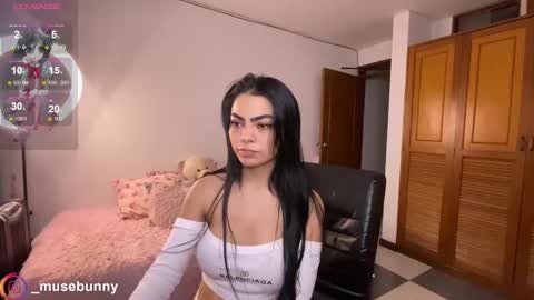 Sophie online show from 09-22-25, 01:18