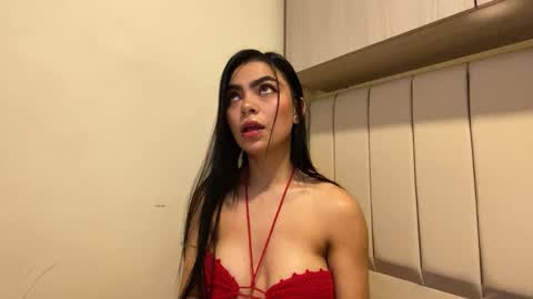 Sophie online show from 10-25-25, 12:40