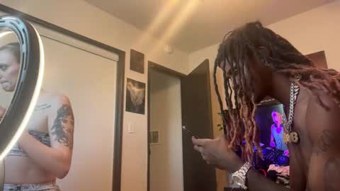 Snapshot of daedotfrankyloko649881 chatting on 02-12-26, 07:42 DaedotFrankyLoko online show from 02-12-26, 07:42