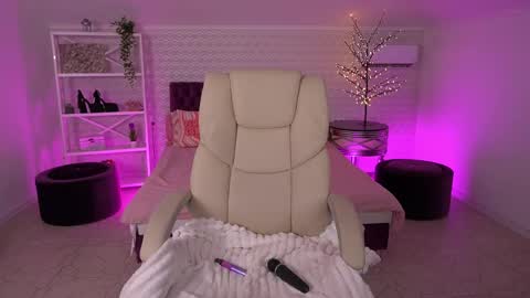 Snapshot of daenerys_daen chatting on 05-29-26, 02:37 daenerys_daen online show from 05-29-26, 02:37