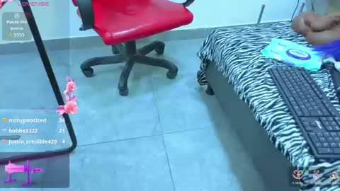 daffnelewis online show from 07-06-26, 03:03