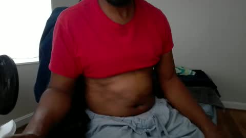 Snapshot of daffyduck71 chatting on 12-15-24, 02:27 daffyduck71 online show from 12-15-24, 02:27