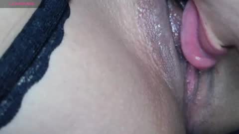 Snapshot of dafna_and_chriss chatting on 06-10-26, 04:23 dafna lorens online show from 06-10-26, 04:23