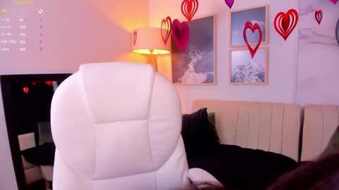 Dafne online show from 02-06-25, 02:48