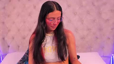 Snapshot of dafne_bss chatting on 08-07-26, 06:37 dafne_bss online show from 08-07-26, 06:37
