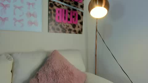 Snapshot of dafne_hillss chatting on 06-14-26, 08:55 dafne_hillss online show from 06-14-26, 08:55