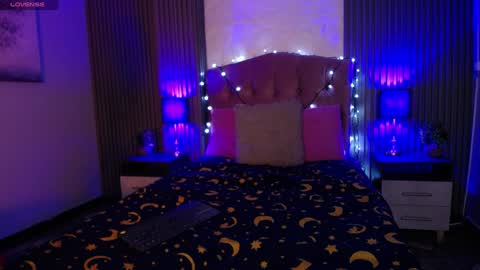 Dafne  online show from 12-19-24, 02:13