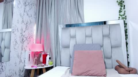 dafne_quenn online show from 09-11-25, 12:38