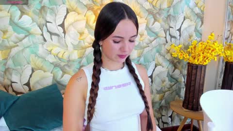 Dafne  online show from 01-14-25, 08:04