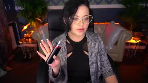 Dafni Mon online show from 05-26-26, 05:36