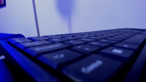 Snapshot of dafnnee_ross chatting on 12-28-24, 12:24 DAFNNE online show from 12-28-24, 12:24