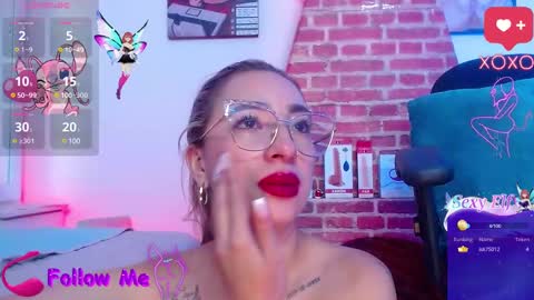 Snapshot of dagny_ chatting on 02-11-25, 09:20 Dagny online show from 02-11-25, 09:20