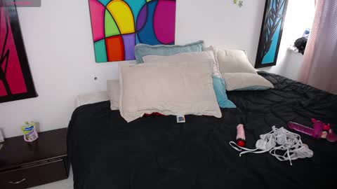 Dahiana online show from 01-17-25, 06:23