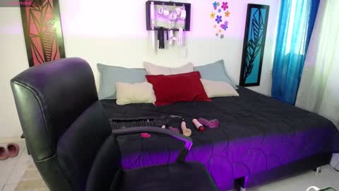 Dahiana online show from 01-23-25, 10:11