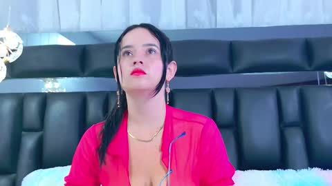 Dahiana online show from 10-19-25, 11:44